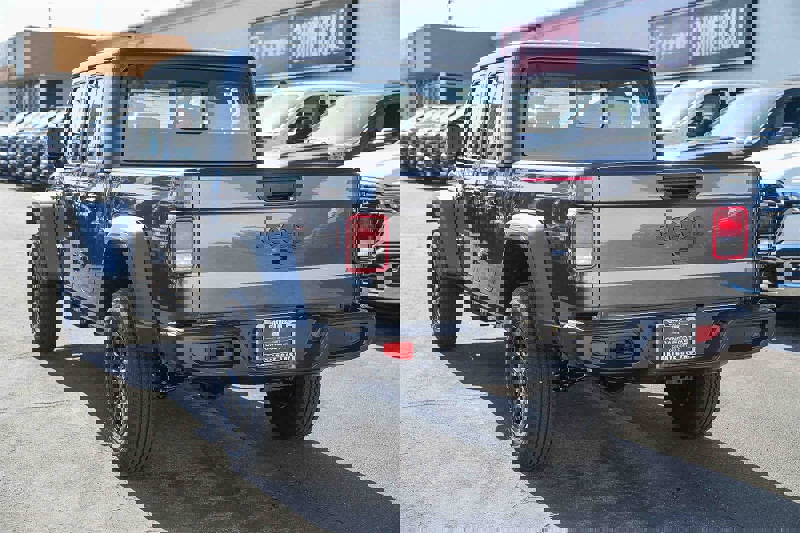 New 2026 Jeep Gladiator Sport image 6