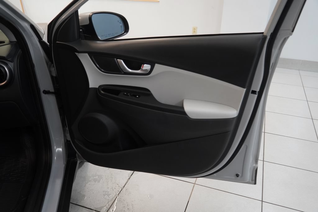 Used 2022 Hyundai Kona SEL w/ Convenience Package AWD/4WD image 26