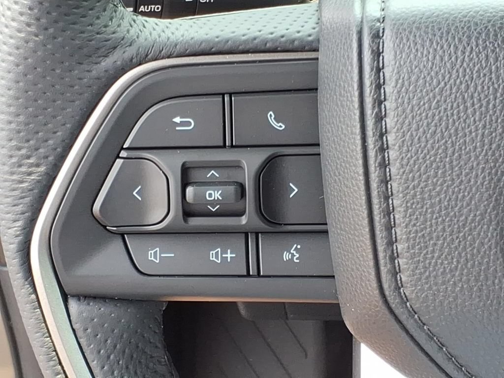 Certified 2026 Toyota Tacoma TRD Off-Road AWD/4WD image 18