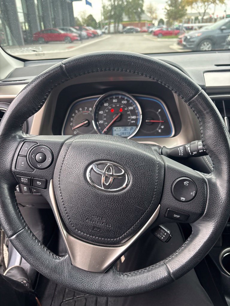 Used 2014 Toyota RAV4 Limited w/ Technology Package AWD/4WD image 28