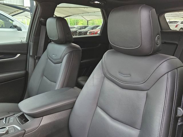 Certified 2024 Cadillac XT5 Premium Luxury w/ Technology Package image 8