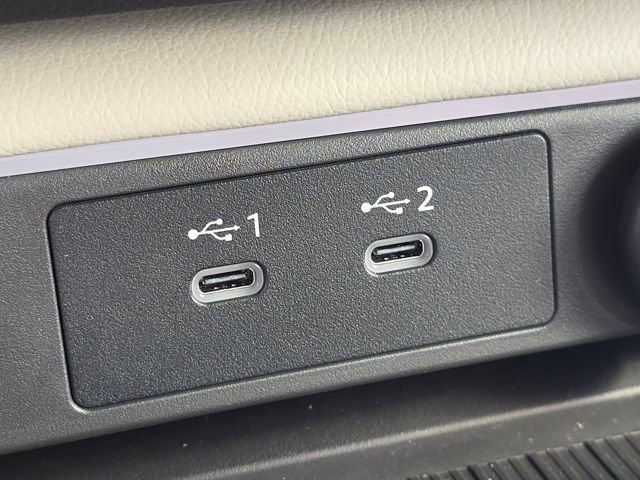 New 2026 Nissan Sentra SL w/ Floor Mat Package image 32