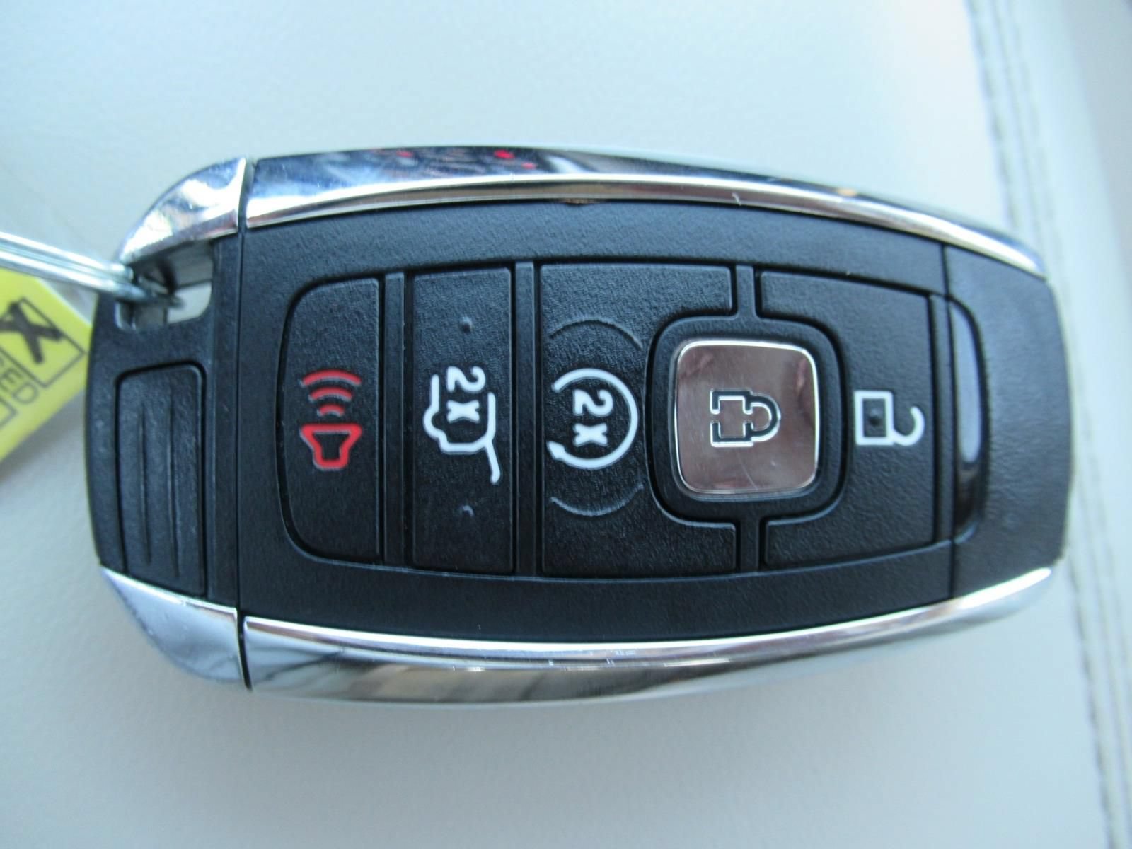 Used 2019 Lincoln MKC Premiere FWD image 31