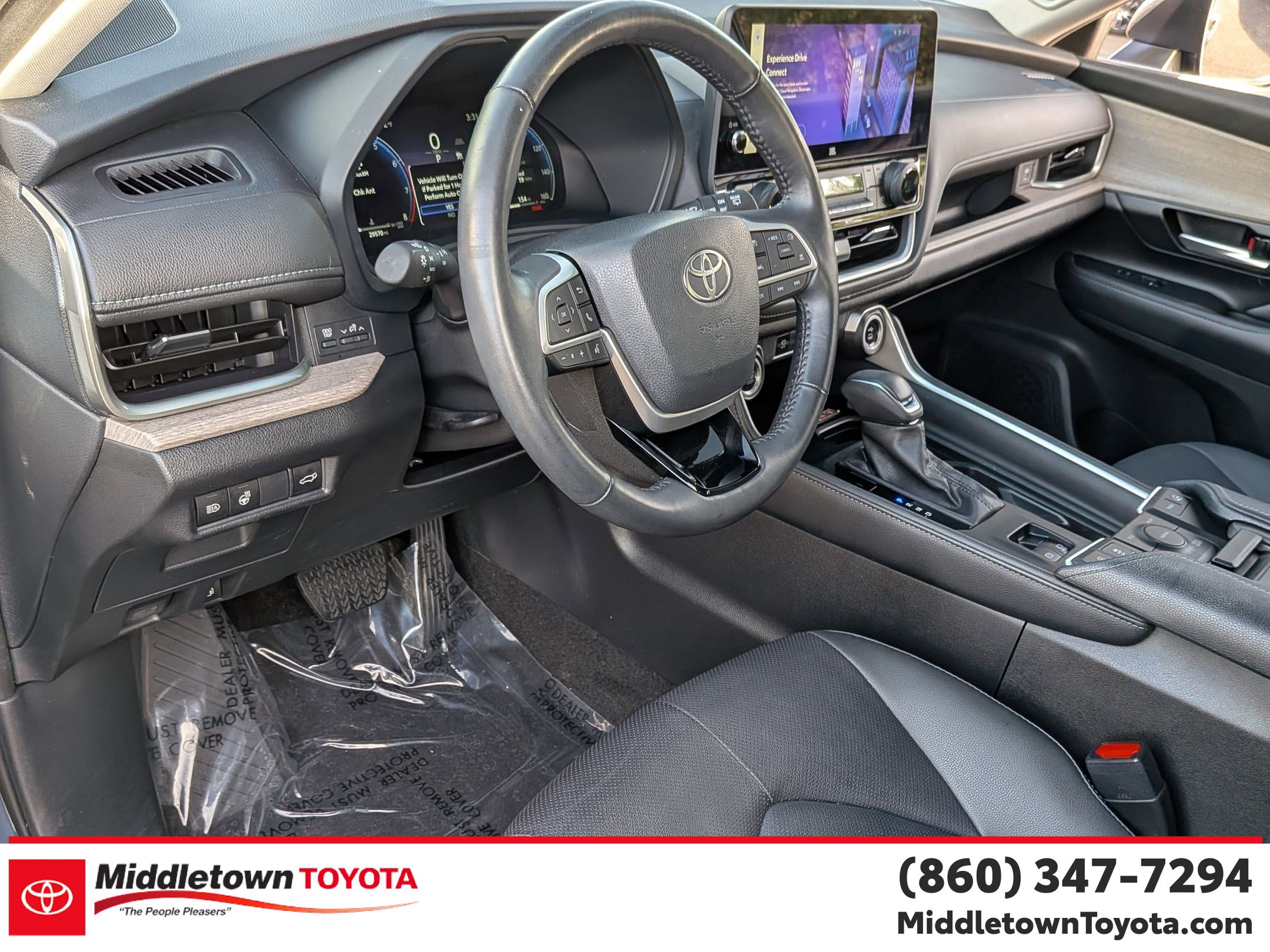 Used 2024 Toyota Grand Highlander Limited image 16