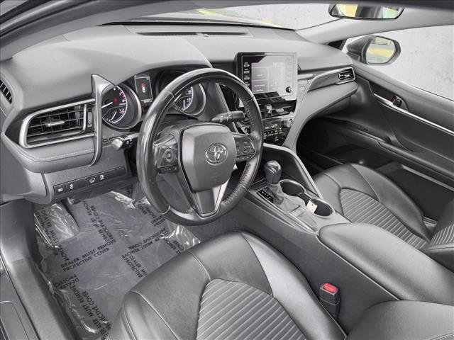 Used 2024 Toyota Camry SE image 10