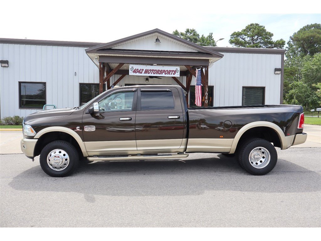 Used 2014 RAM 3500 Laramie Longhorn AWD/4WD image 2