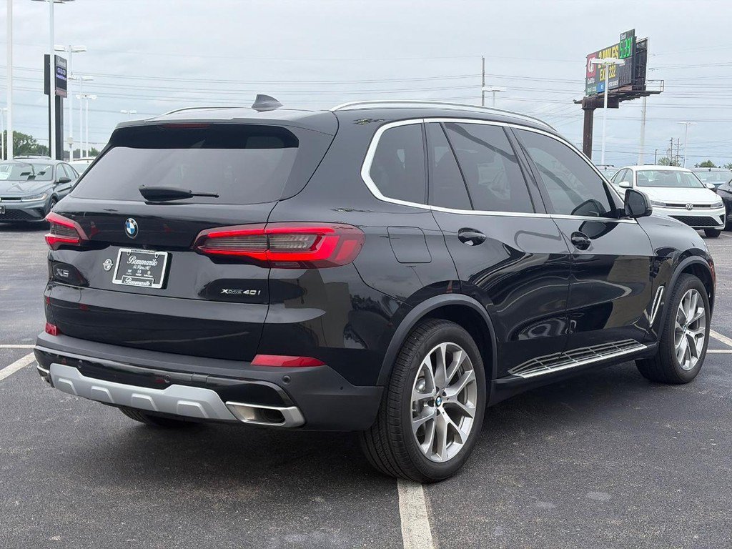 Used 2023 BMW X5 xDrive40i w/ Premium Package AWD/4WD image 5