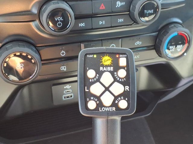 New 2026 Ford F250 XL w/ STX Appearance Package AWD/4WD image 17