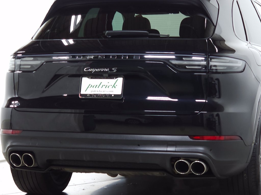 Used 2022 Porsche Cayenne S AWD/4WD image 9