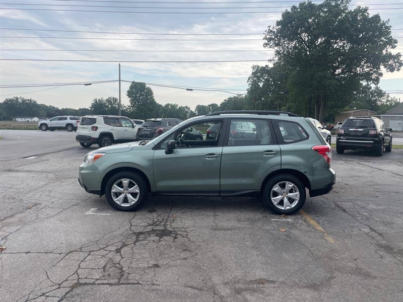 Used 2016 Subaru Forester 2.5i w/ Alloy Wheel Package AWD/4WD image 8