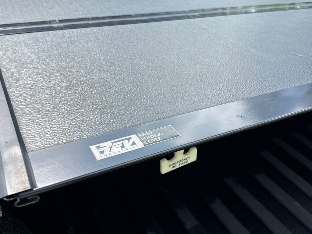 Used 2018 Chevrolet Silverado 1500 LTZ Z71 w/ Centennial Edition image 46