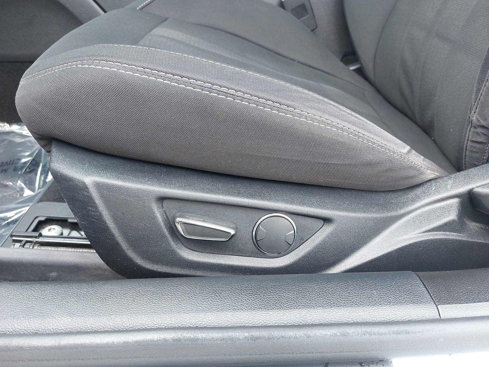 Used 2019 Ford Mustang GT w/ Ford Safe & Smart Package RWD image 29