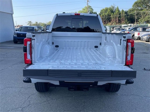 New 2025 Ford F350 Platinum w/ FX4 Off-Road Package image 10