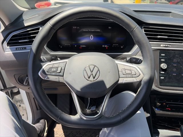 Certified 2023 Volkswagen Tiguan SE w/ Panoramic Sunroof Package AWD/4WD image 13