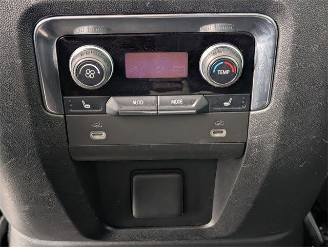Certified 2023 Chevrolet Suburban Premier image 26