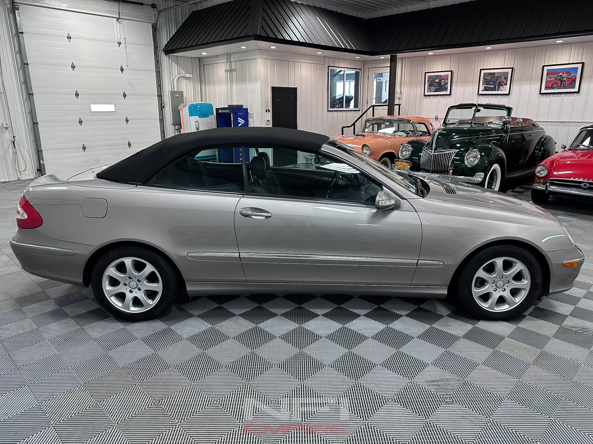 Used 2004 Mercedes-Benz CLK 320 Cabriolet image 13