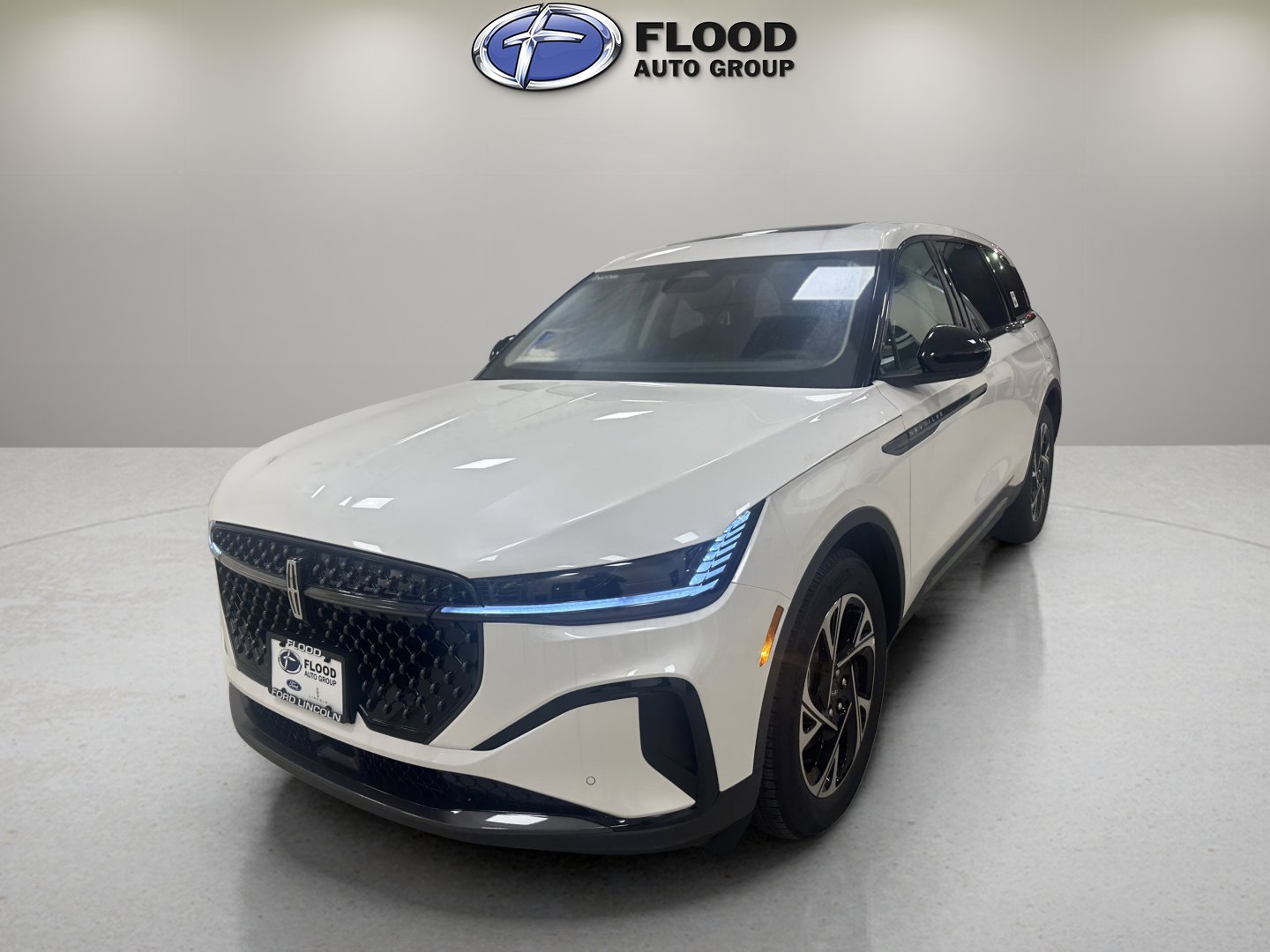 New 2026 Lincoln Nautilus Premier w/ Equipment Group 102A image 3