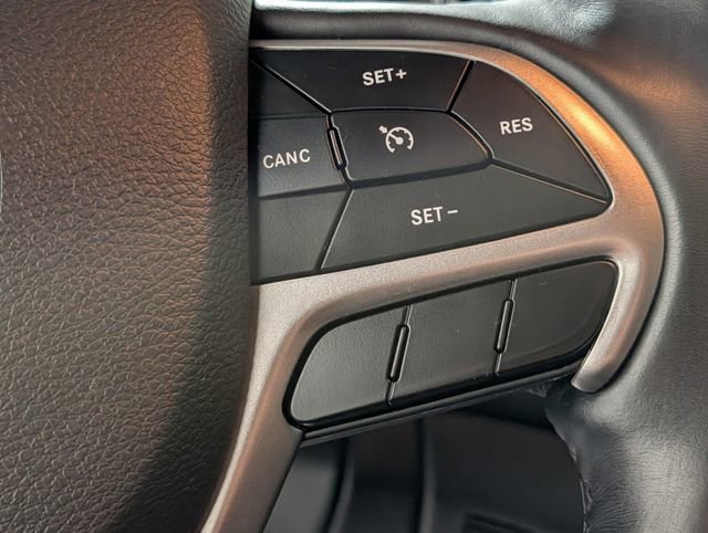 Used 2021 Jeep Grand Cherokee Laredo X AWD/4WD image 20