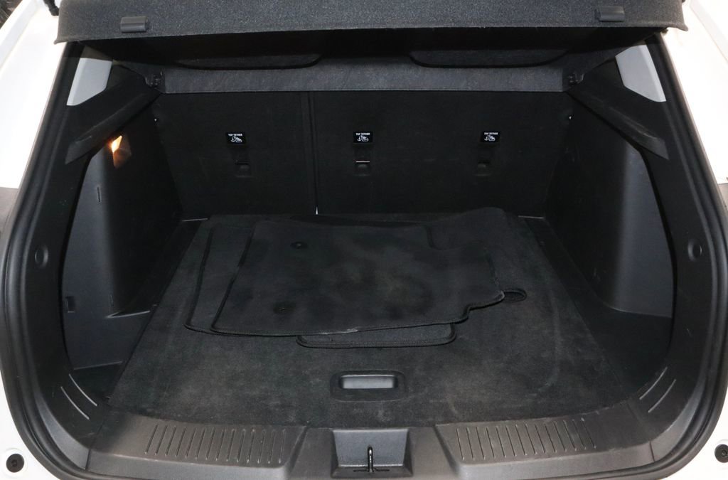 Used 2024 Chevrolet Trax LT image 13