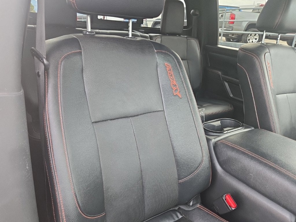 Used 2022 Nissan Titan PRO-4X w/ Pro-4x Convenience Package AWD/4WD image 20
