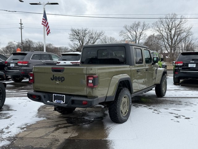 Used 2026 Jeep Gladiator Willys AWD/4WD image 2
