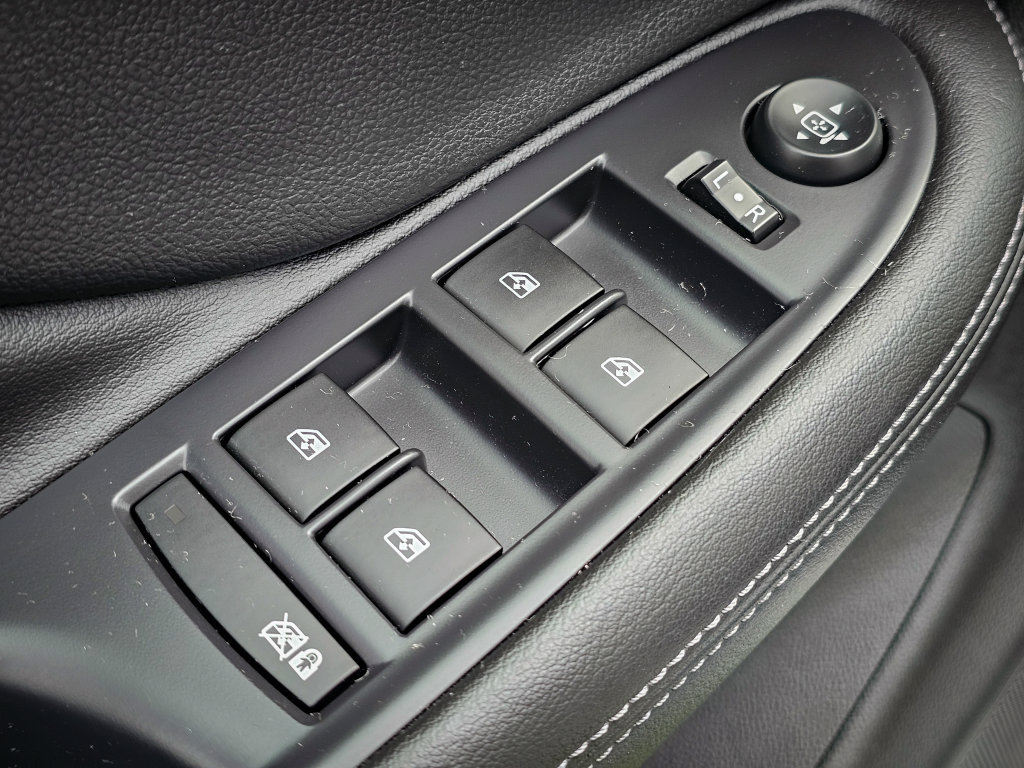 Used 2019 Buick Envision Premium w/ Driver Confidence Package AWD/4WD image 12
