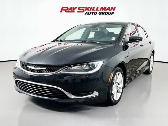 Used 2016 Chrysler 200 Limited image 3