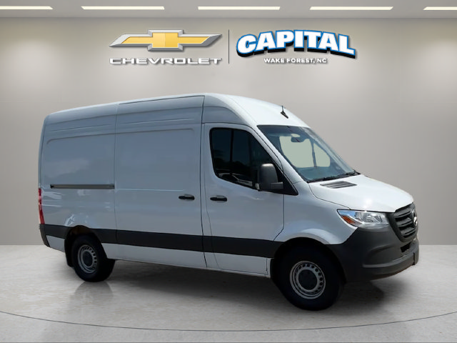 Used 2025 Mercedes-Benz Sprinter 2500 image 9