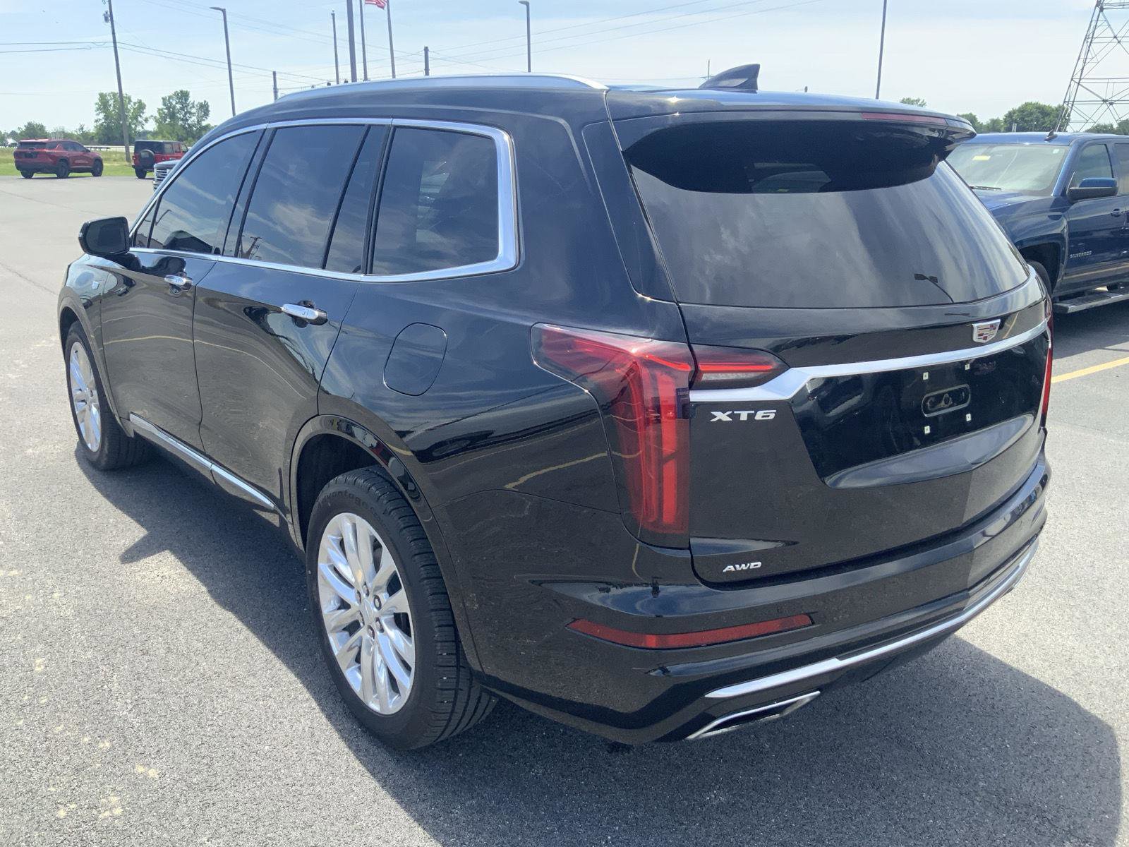Used 2021 Cadillac XT6 Premium Luxury AWD/4WD image 9