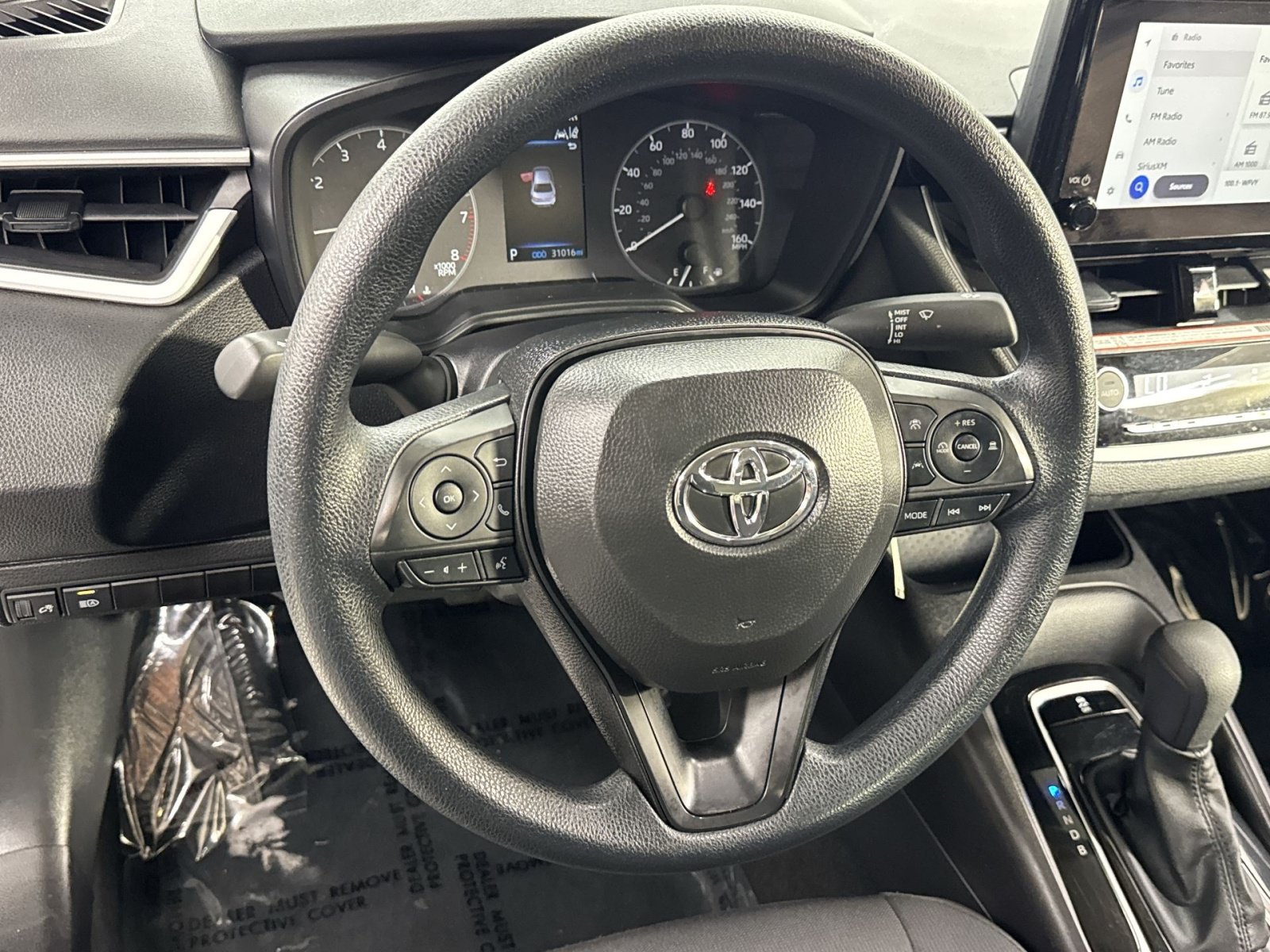 Used 2025 Toyota Corolla LE FWD image 28
