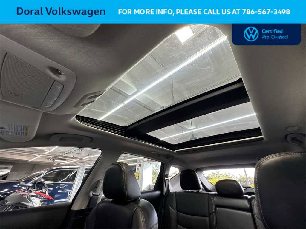 Used 2023 Nissan Murano Platinum w/ Cargo Package image 17