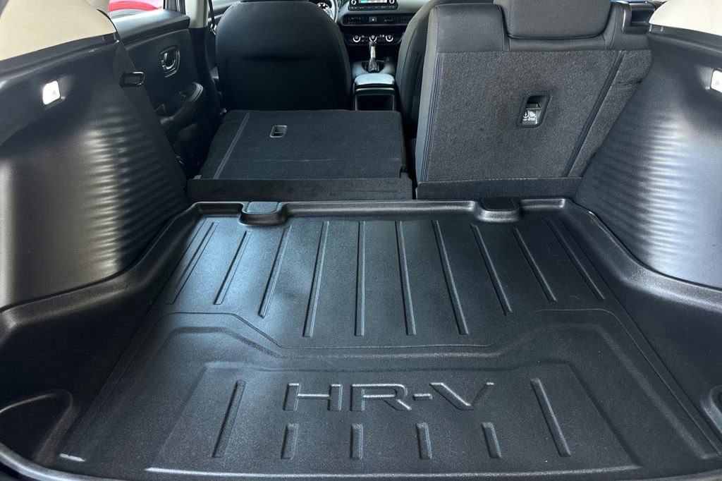 Certified 2024 Honda HR-V LX image 16