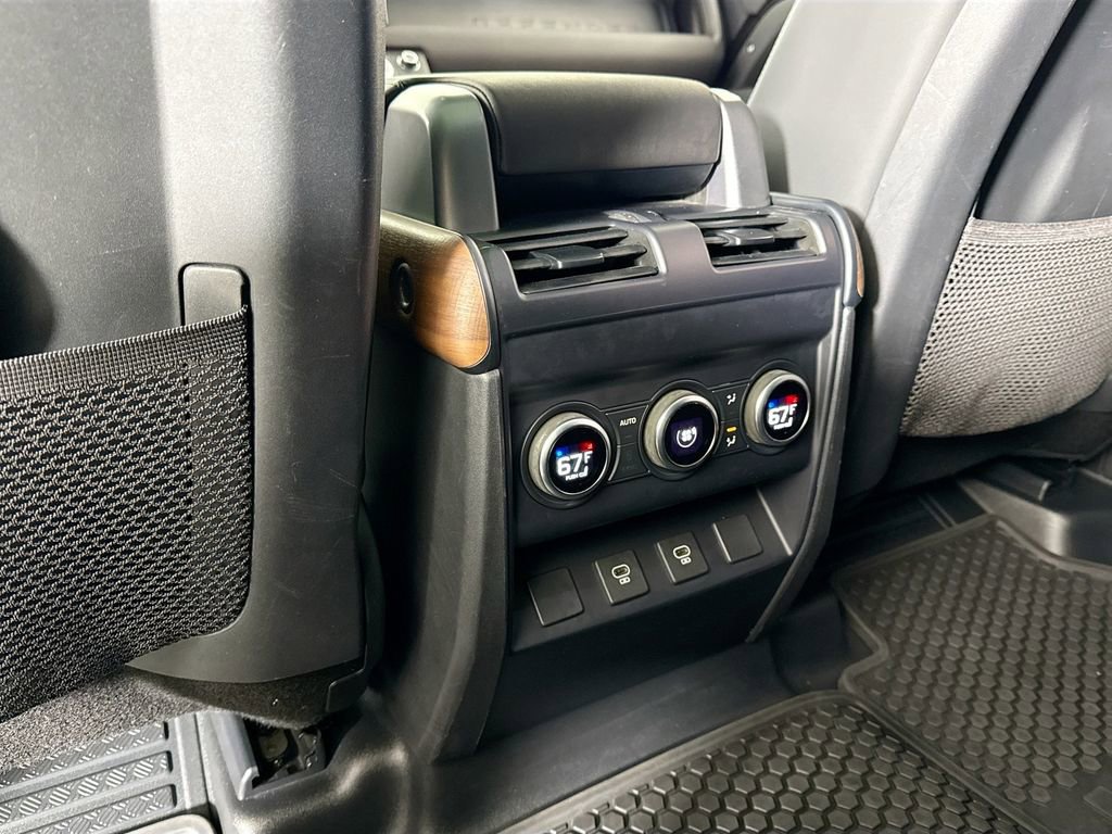 Used 2024 Land Rover Defender 110 X image 16