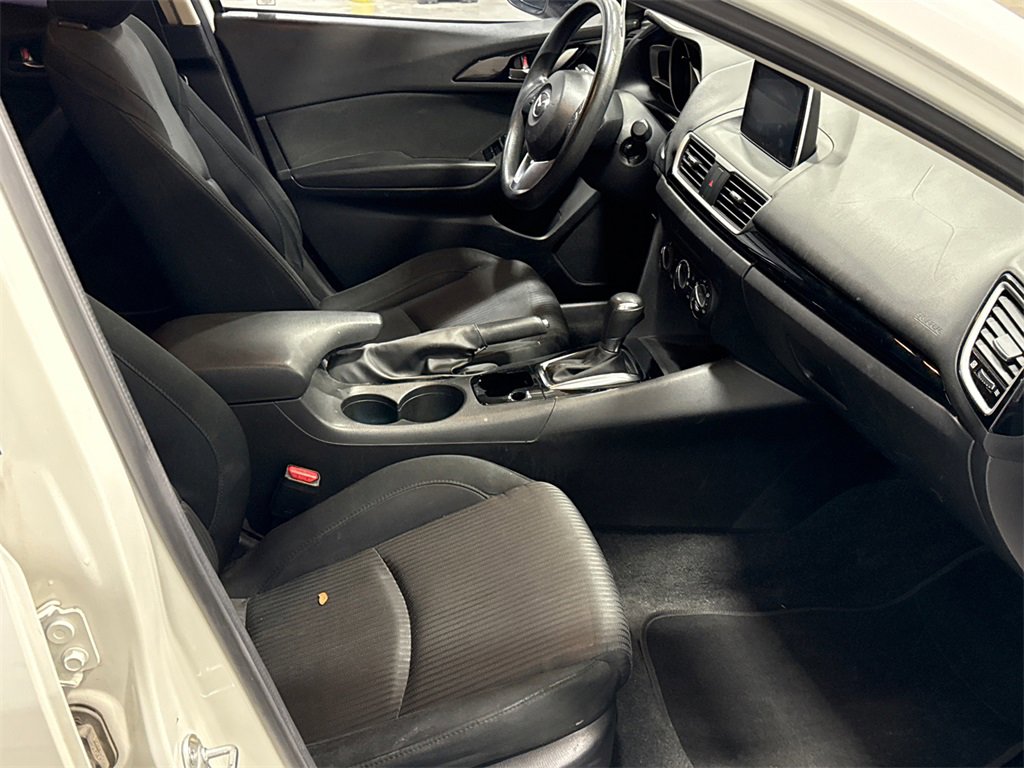 Used 2016 MAZDA MAZDA3 i Sport w/ Preferred Equipment Package image 13