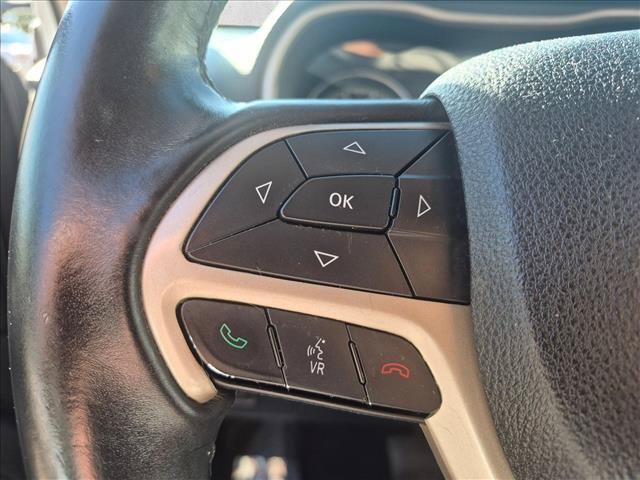 Used 2014 Jeep Cherokee Latitude FWD image 10