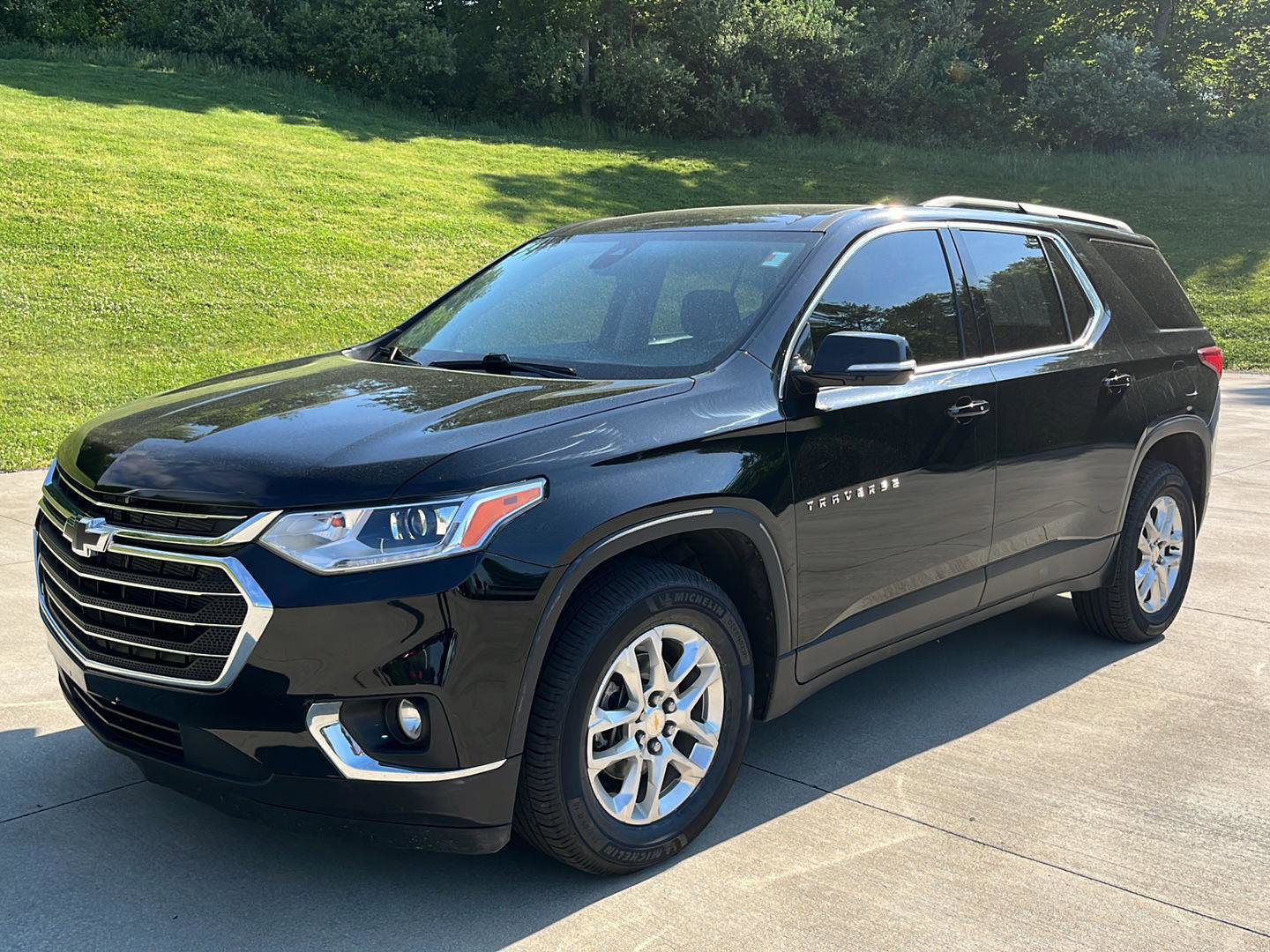 Used 2020 Chevrolet Traverse LT w/ Driver Confidence II Package AWD/4WD video 1