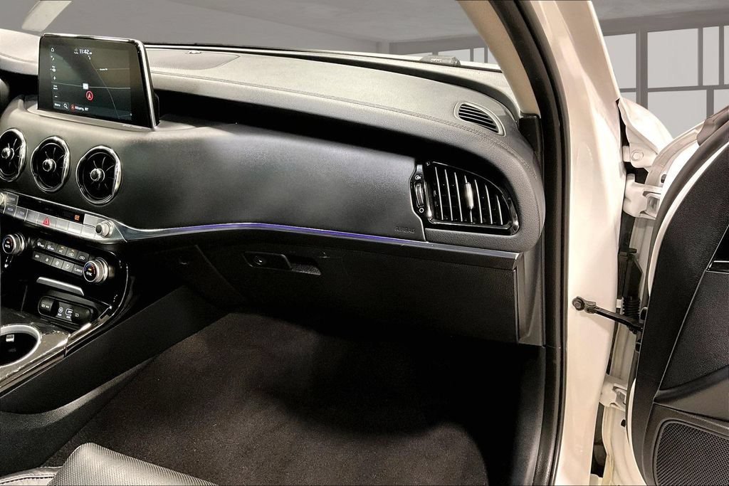 Used 2018 Kia Stinger Premium AWD/4WD image 26