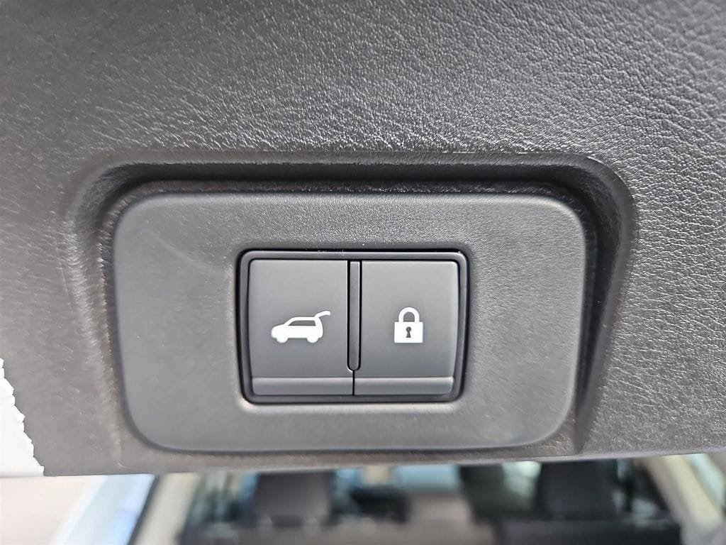New 2026 Nissan Rogue SV w/ Cold Weather Package AWD/4WD image 20