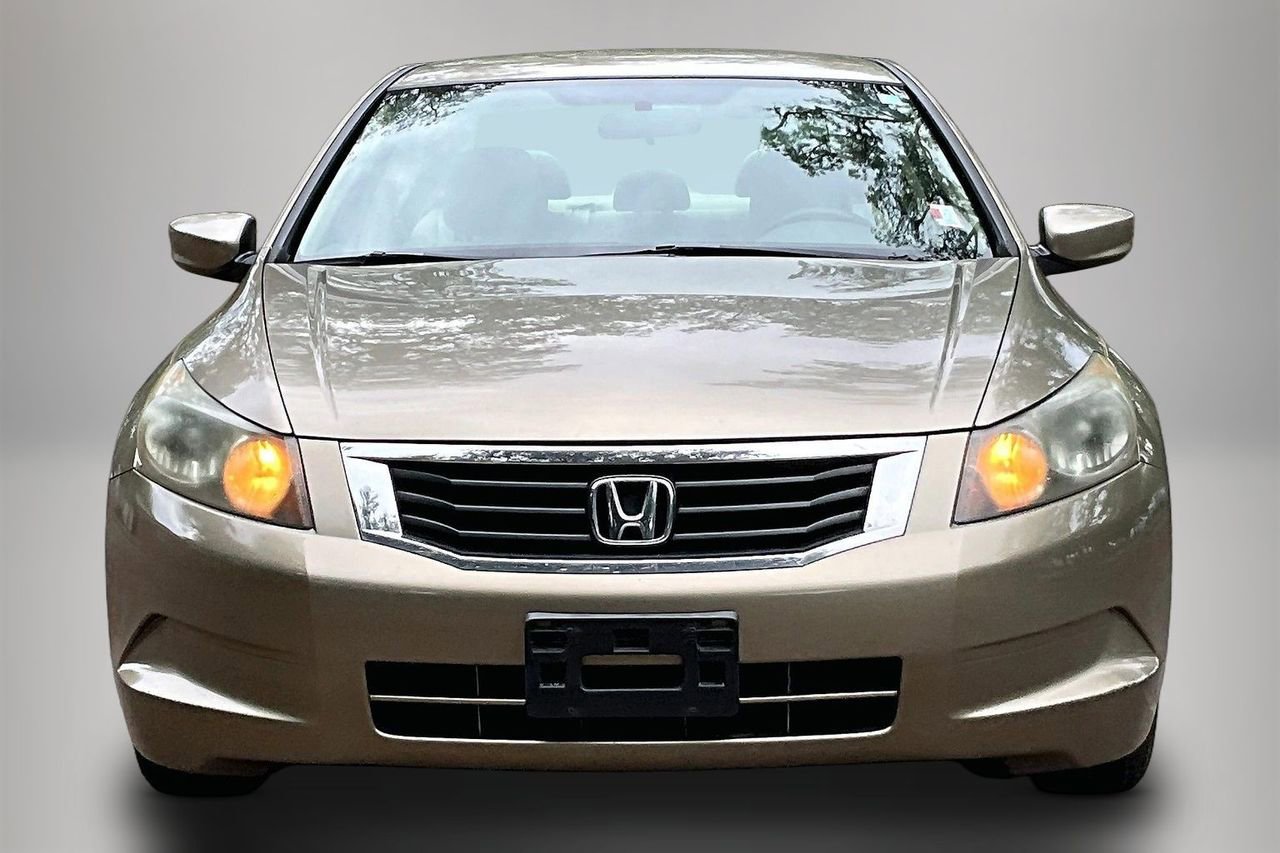 Used 2010 Honda Accord LX-P image 3