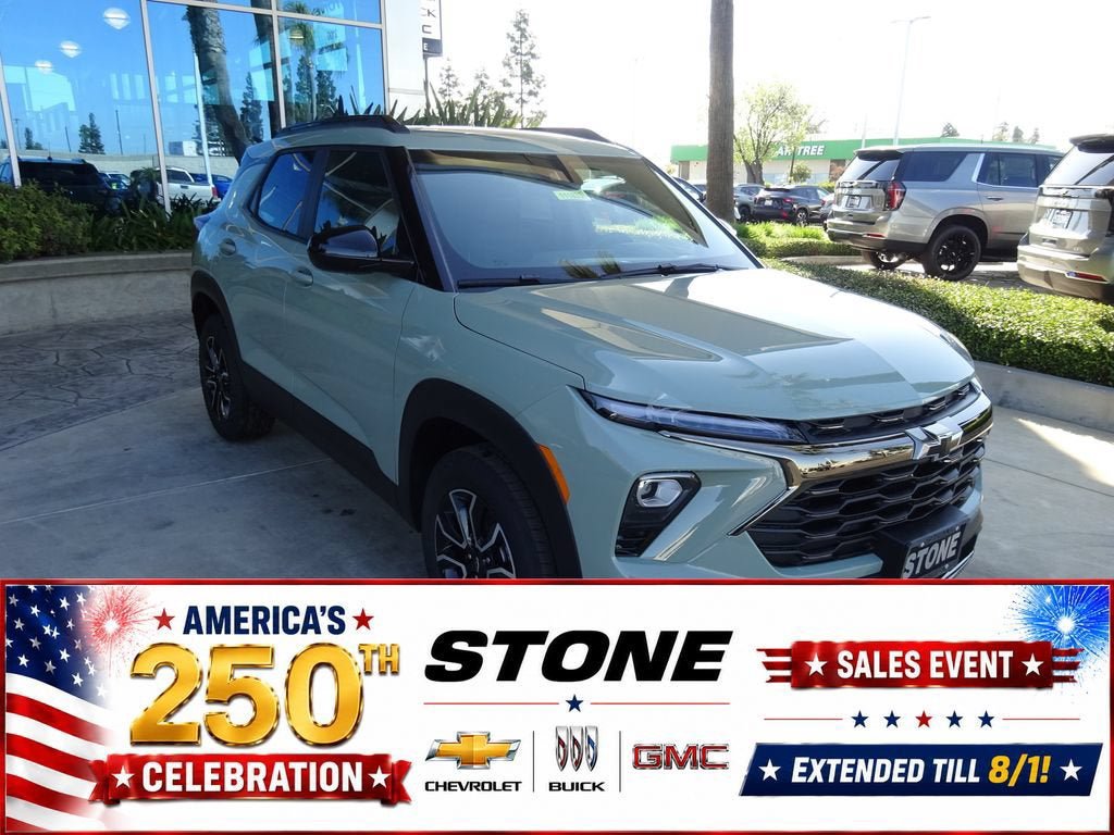 New 2026 Chevrolet TrailBlazer ACTIV AWD/4WD image 1