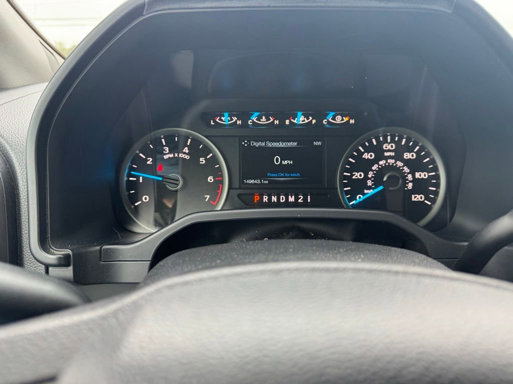 Used 2015 Ford F150 XLT w/ Equipment Group 301A Mid RWD image 12