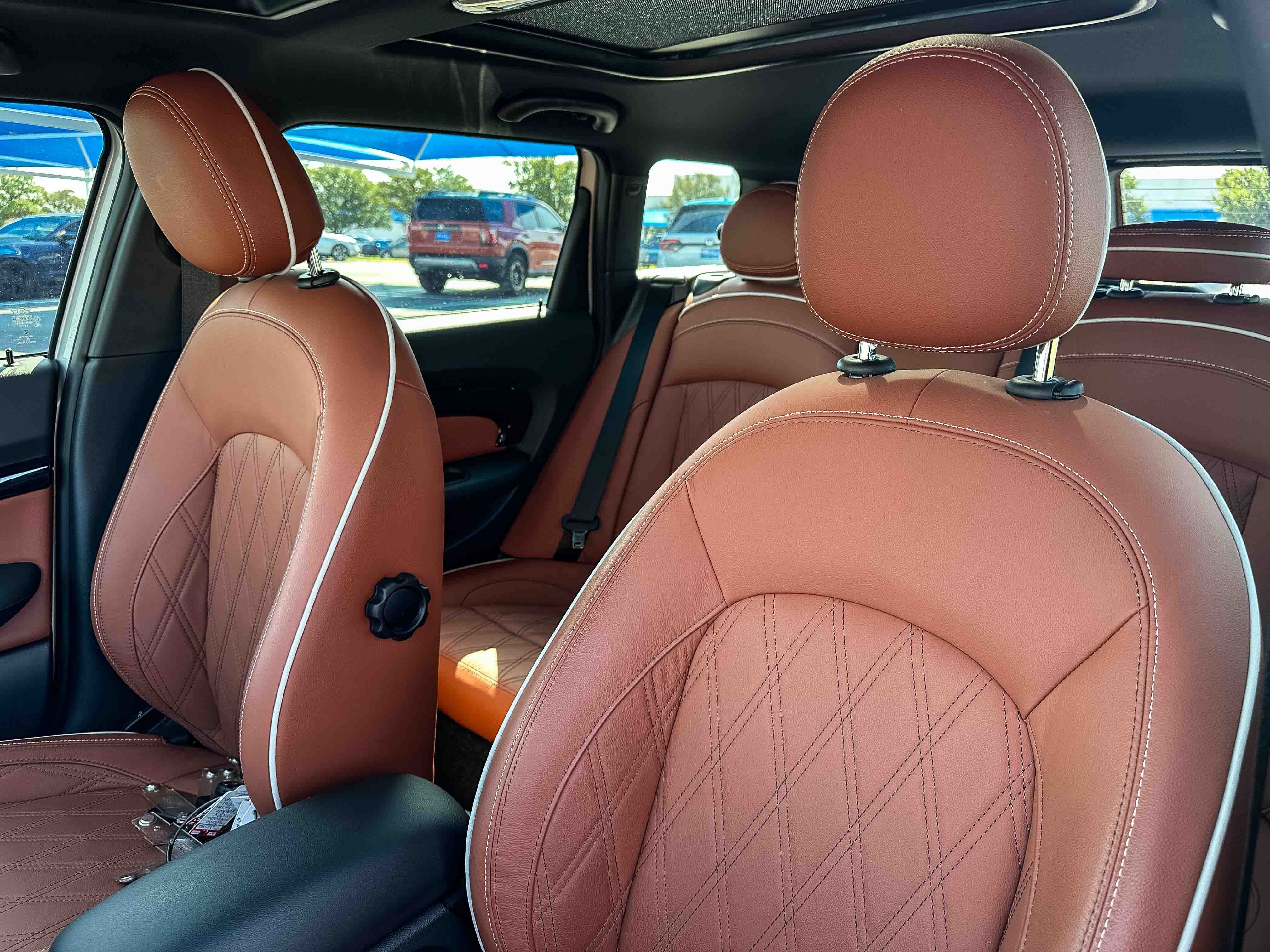 Used 2022 MINI Cooper Clubman S w/ Signature Upholstery Package FWD image 14
