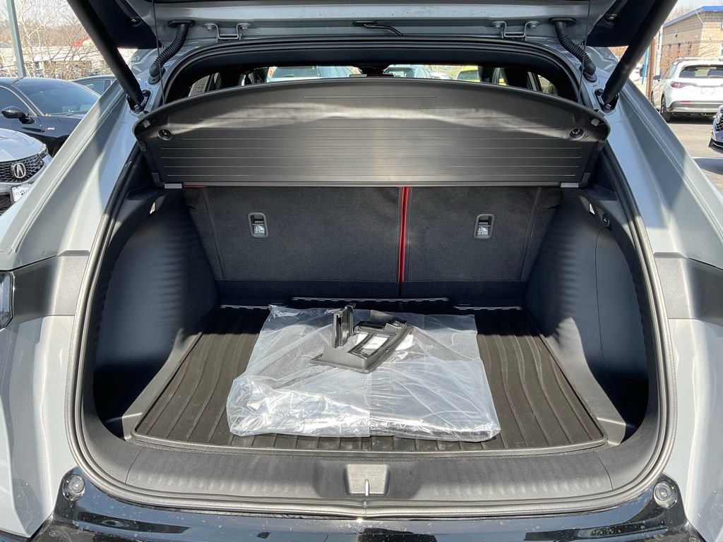 Certified 2025 Acura ADX A-Spec image 23