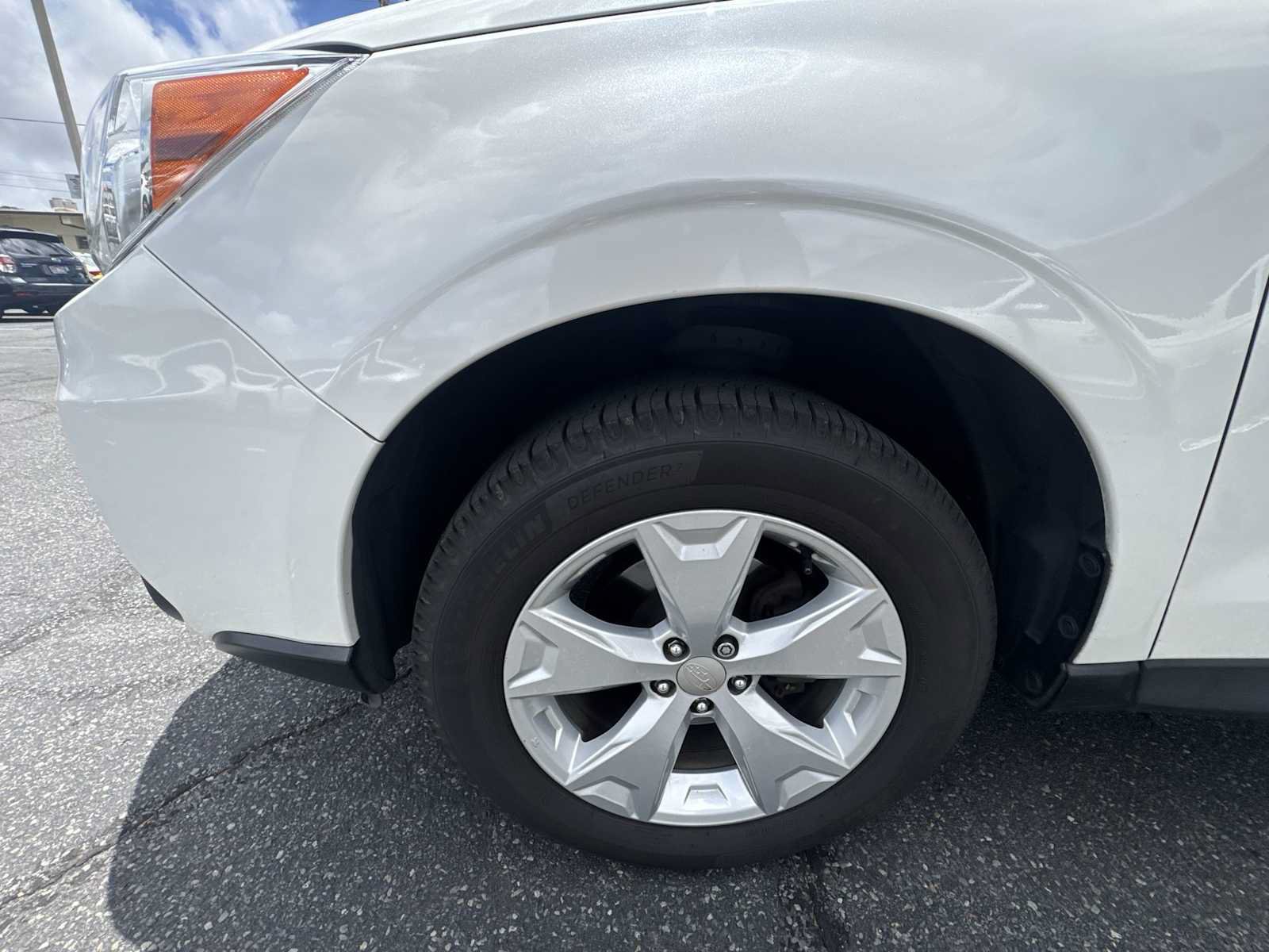 Used 2016 Subaru Forester 2.5i Limited AWD/4WD image 10