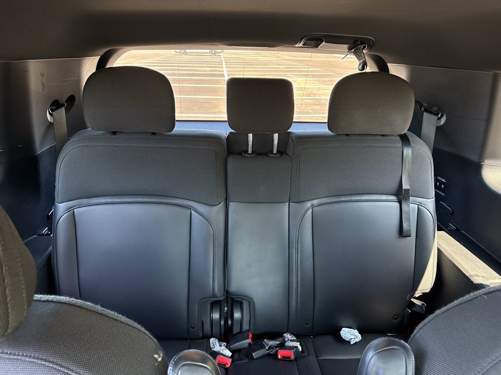 Used 2027 Kia Telluride S w/ Towing Package FWD image 23