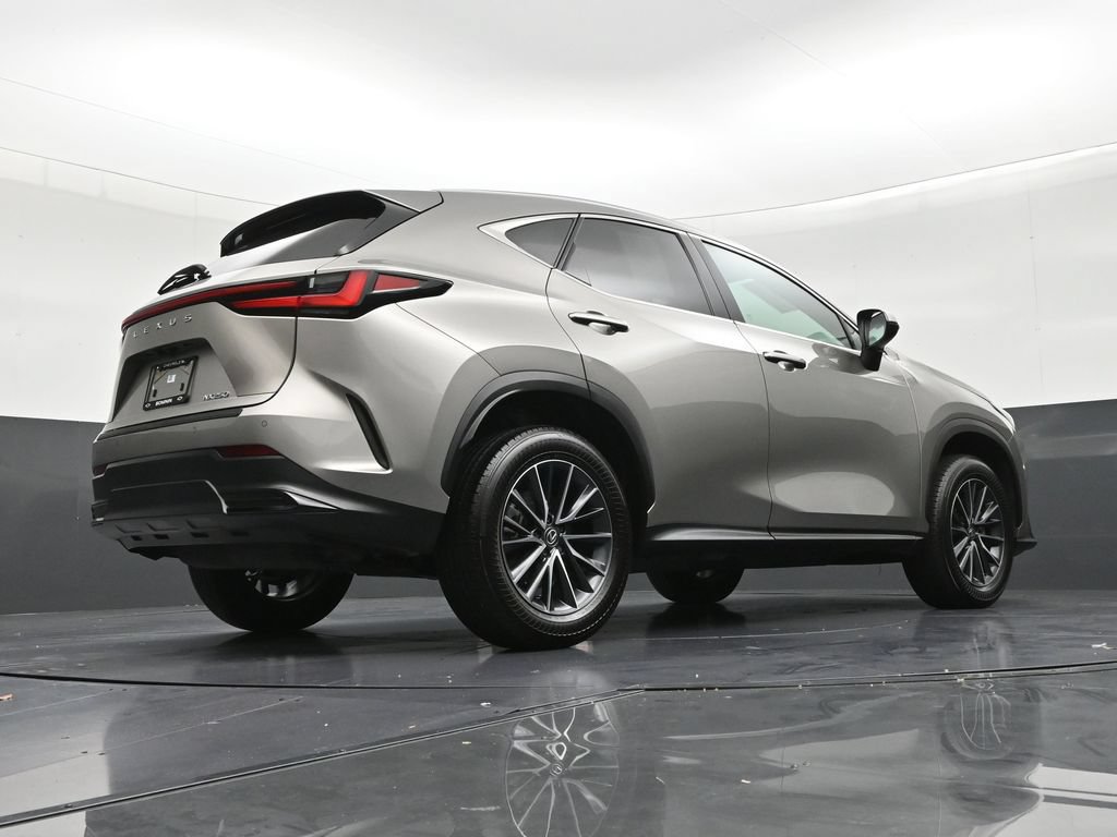 Used 2025 Lexus NX 250 FWD w/ Accessory Package (Z2) image 29