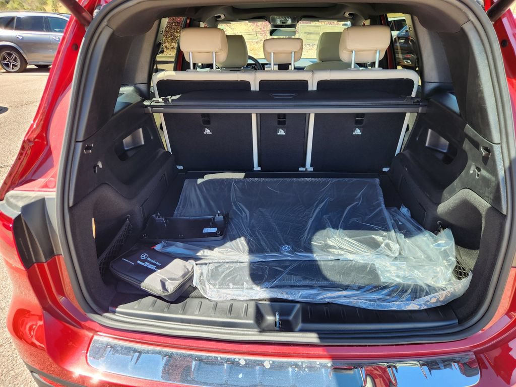 New 2026 Mercedes-Benz GLB 250 4MATIC image 10