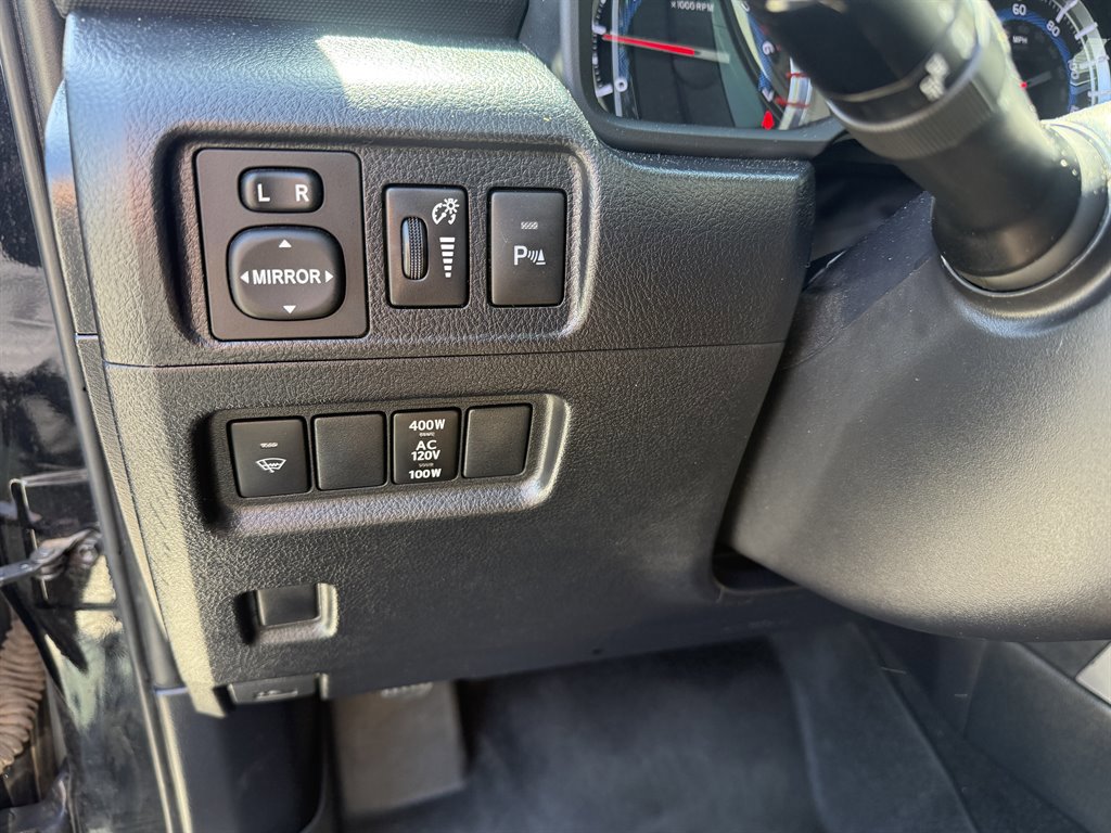 Used 2018 Toyota 4Runner Limited RWD image 12