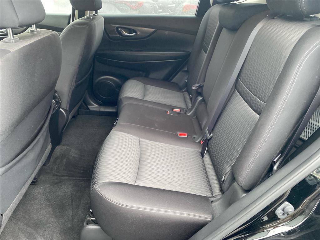 Used 2019 Nissan Rogue SV w/ Premium Package AWD/4WD image 23