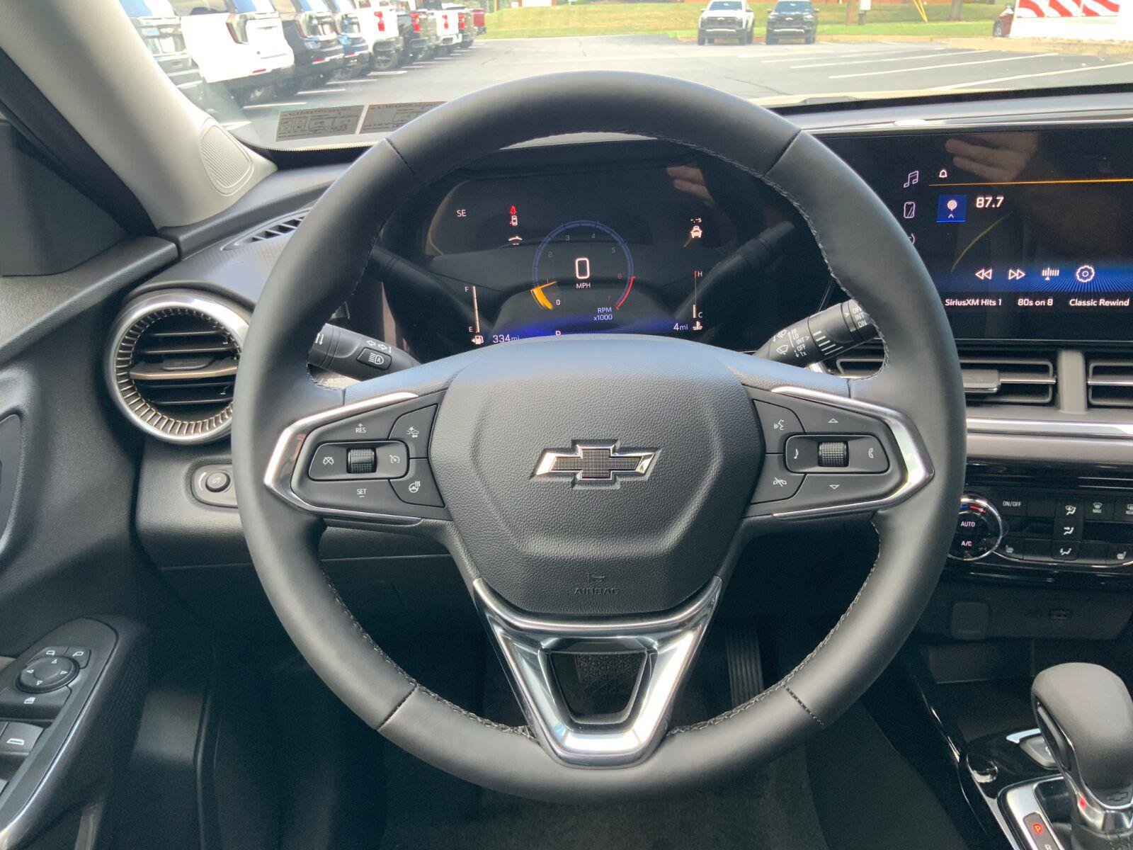 New 2026 Chevrolet Trax ACTIV w/ Driver Confidence Package FWD image 17